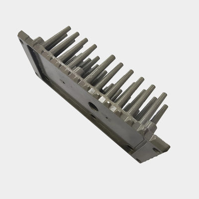 الطلاء المخصص للضوء الشارع LED Heatsink Aluminum Pin Heat Sink للأجهزة الإلكترونية